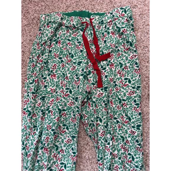 Land's End Flannel Christmas PJ/Lounge pants; Festive Holly & Berries - Picture 6 of 8